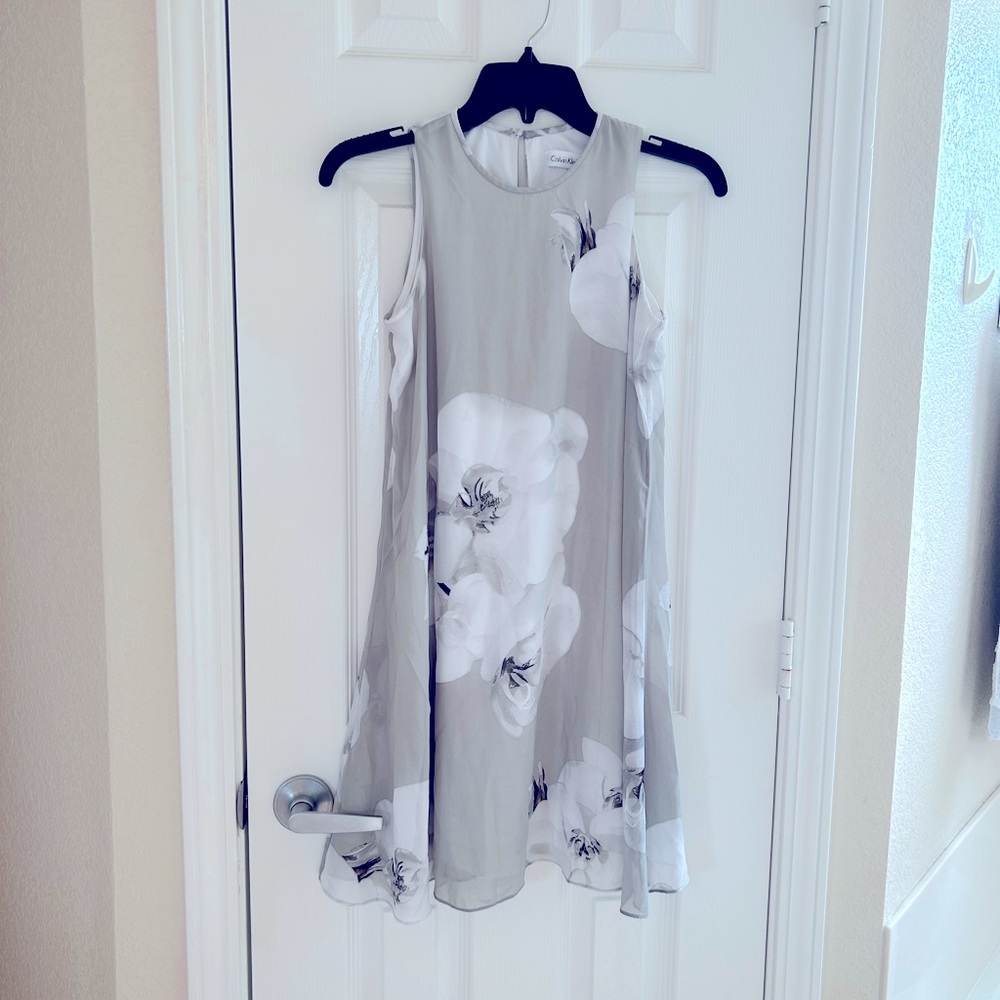 🌺 Calvin Klein swing dress size Petite 2P